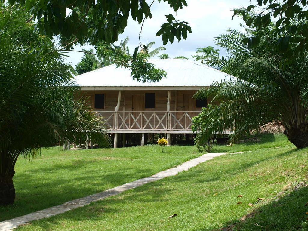 Cocoa Village Guesthouse Obo  Exterior photo